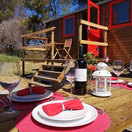 Moledos Glamping * ألخيزور